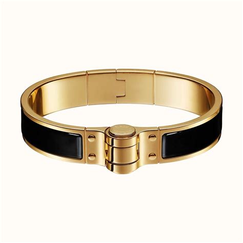 how to open hermes hinged bracelet|hermes h bracelet size guide.